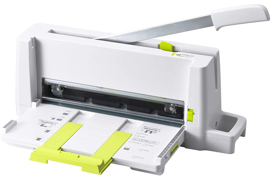 裁断機 PK213 PLUS社